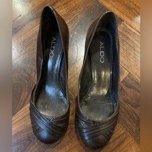 ALDO brown wedges